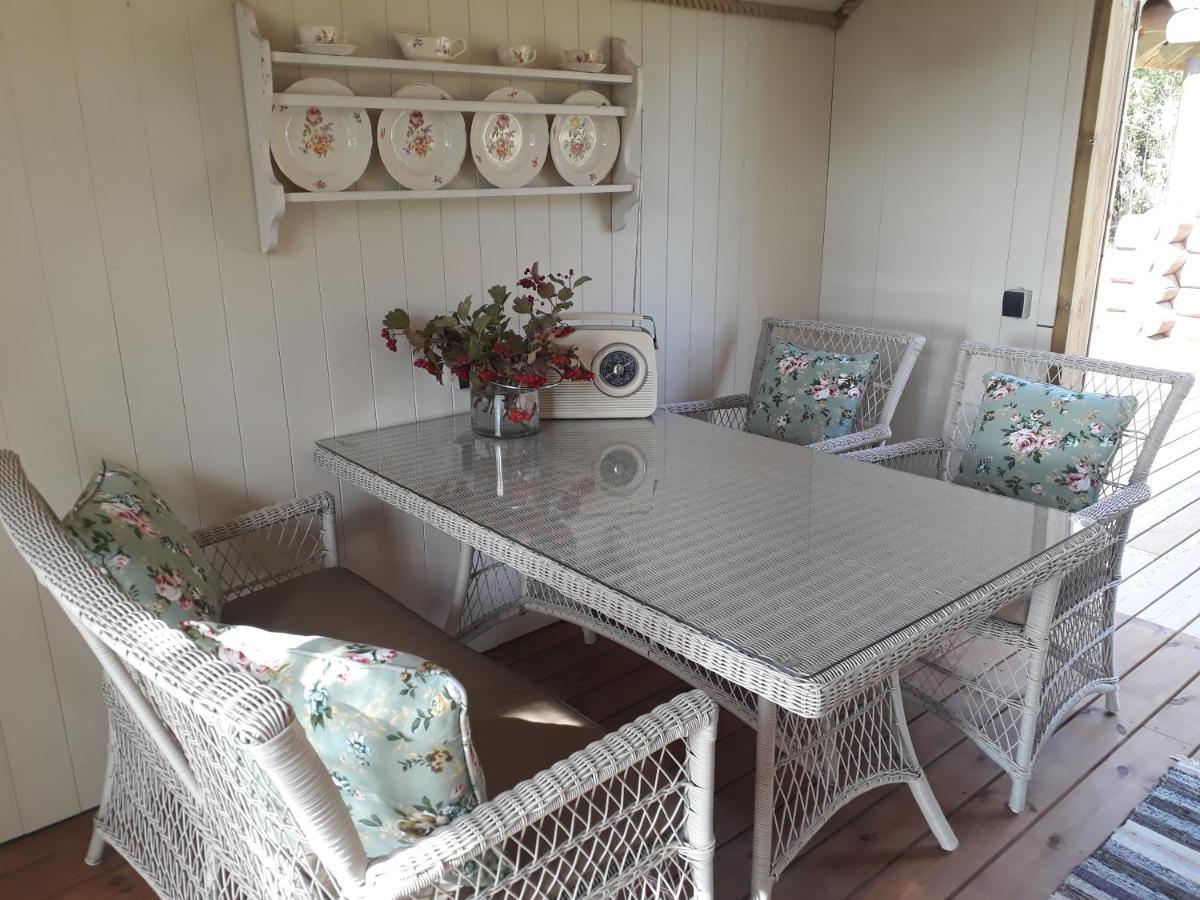 Paehkli Seaside Cottage With Cozy Outdoor Patio Koiguste Екстер'єр фото